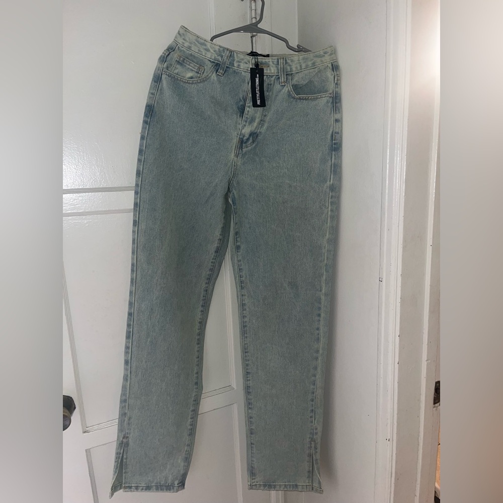PrettyLittleThings Jeans. Women Size 6. Brand New